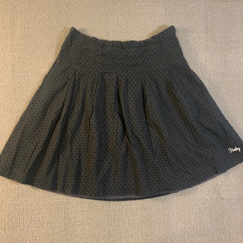 Hurley Black Swiss Dot Pleated Mini Skirt Women's M Cotton Skater Y2K Grunge